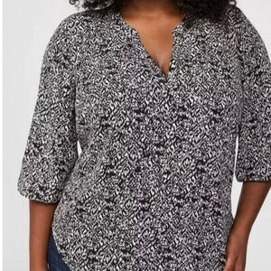 Torrid Harper 3/4 Sleeve Pullover Blouse